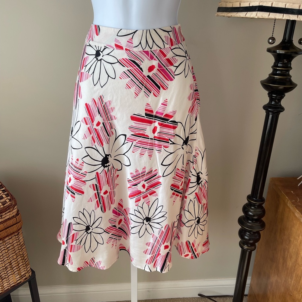 Valerie Stevens 100% Silk Floral A Line Skirt Pink Black White Women’s Size 10